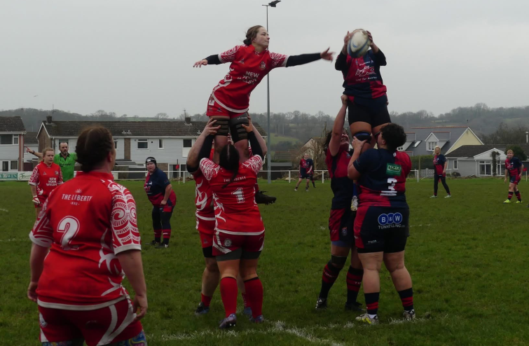 Titans win quality lineout ball